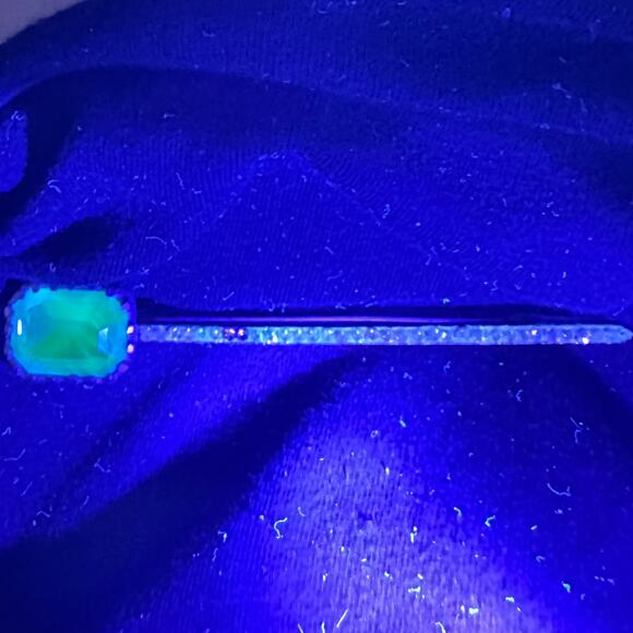 1950s vintage gold tone blue Uranium glass clear rhinestones scepter brooch pin - Picture 3 of 9